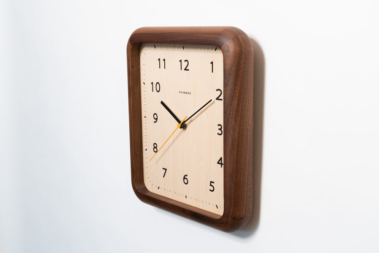 INTERZERO | BOOK Clock Walnut