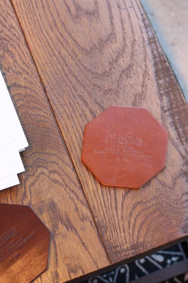 ACME | LEATHER COASTER