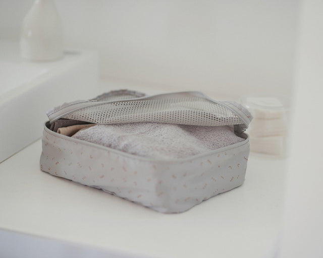 moln | Travel Organizer