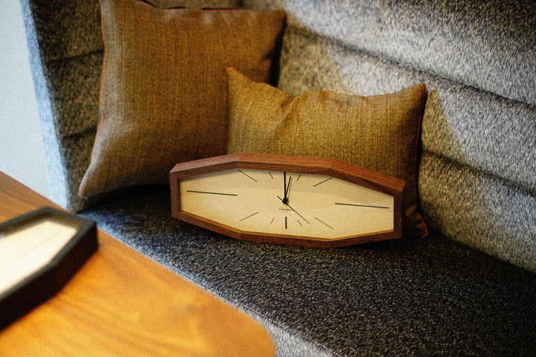 INTERZERO | LINE Clock Walnut